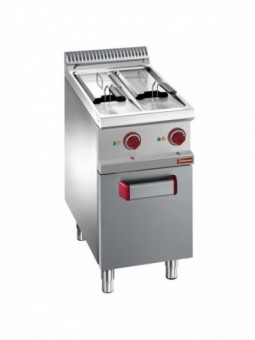 Electric fryer 2  7-liter tanks on cupboard