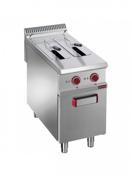 Electric fryer 2 vats 8 lit. on closed cupboard