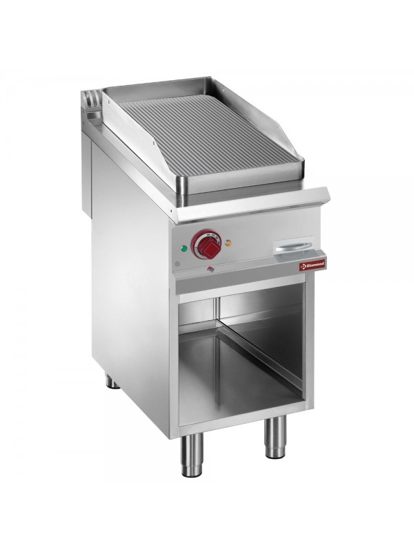 Grooved electric fry top, module 1/2, open cupboard