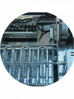 Hollow ice cube maker, 22 kg with reserve 9 kg