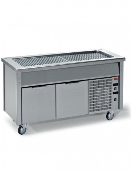 Element with refrigerated top on refrigerated cupboard
