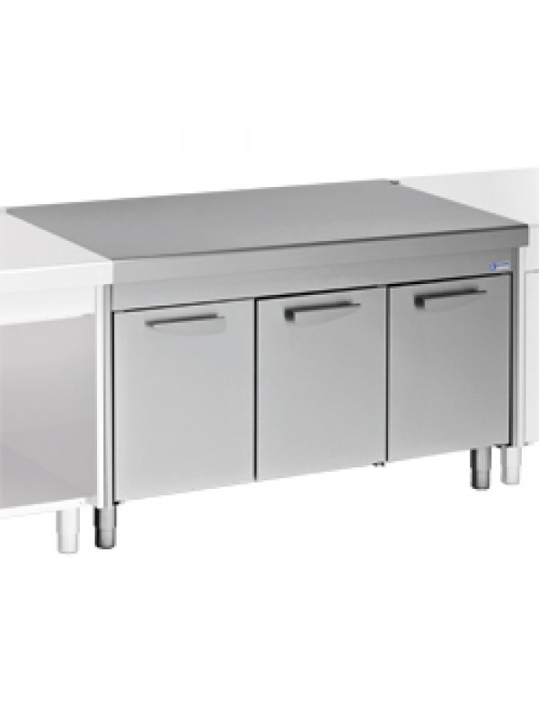 Neutral unit on cupboard