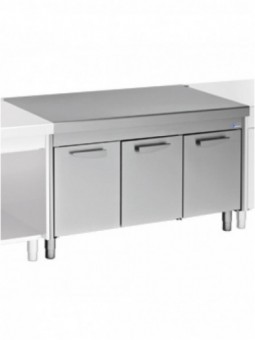 Neutral unit on cupboard