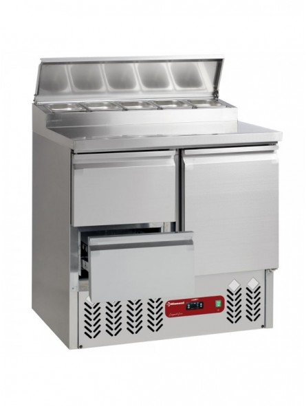 Refrigerating table composed of :
