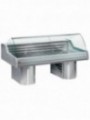Refrigerated display counter with curved glass, on bases