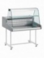 Refrigerated display counter - curved glass panel