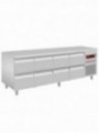 Refrigerating table composed of :