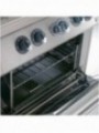 Cooker with gas cooking hob, on gas oven