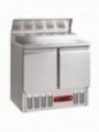 Refrigerating table composed of :