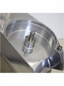 Table top vegetable cutter