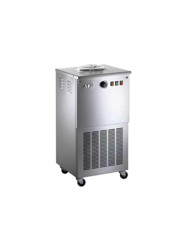 Ice cream maker 10 liters per hour on mobile support