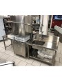 Ensemble lave-vaisselle à capot avec tables et douchette