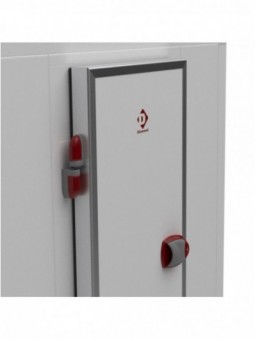 Option: door hinged on the left