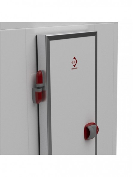 Option: door hinged on the left