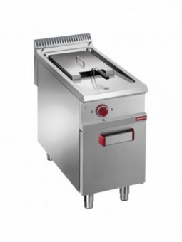 Electric fryer 1 tank 18 liters on closed cupboard