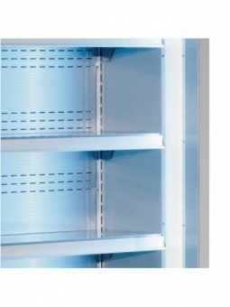 Ventilated refrigerated wall element, with unit