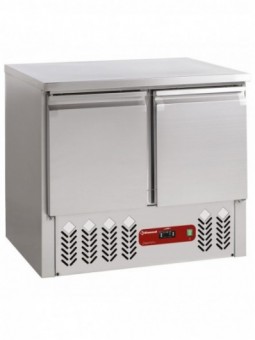 Refrigerating table composed of :