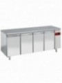 Refrigerating table composed of :